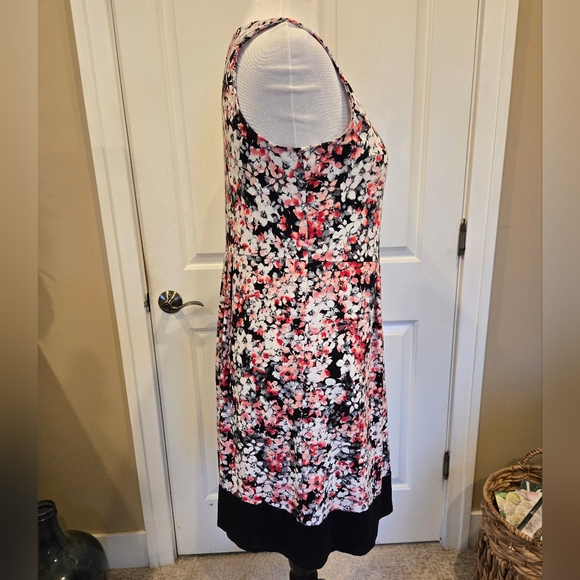 Floral Sleeveless Knit Dress Black White Pink Wearever Collection - Picture 3 of 7